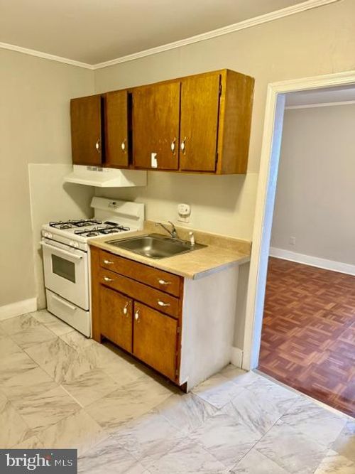 apt-202-27 E Main St, WESTMINSTER, MD, 21157-5081 | Card Image