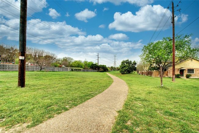 APT-103 - 11901 Swearingen Dr, Condo with 3 bedrooms, 2 bathrooms and 1 parking in Austin TX | Image 21