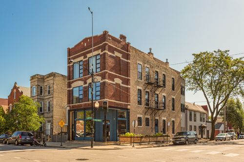 2r-1659 W 21st St, Chicago, IL, 60608-3872 | Card Image