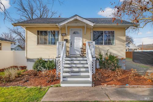 1014 University St, Clarkston, WA, 99403-2545 | Card Image