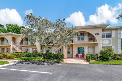 C - 13755 Flora Place, Condo with 2 bedrooms, 2 bathrooms and null parking in Delray Beach FL | Image 1