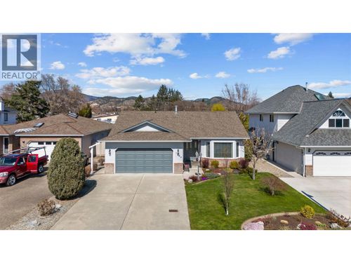 1384 Nelson Pl, Kelowna, BC, V1Y9H4 | Card Image