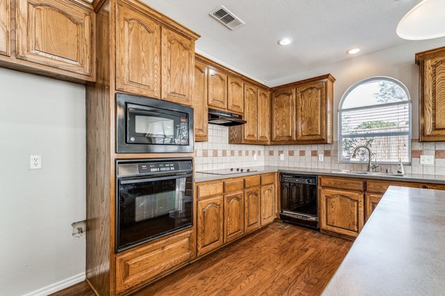 2705 White Rock Dr, House other with 3 bedrooms, 2 bathrooms and null parking in Fort Worth TX | Image 6