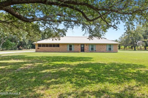 1055 Eddie Ray Rd, Breaux Bridge, LA, 70517-7036 | Card Image