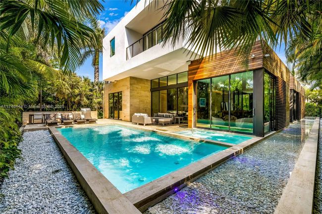 250 Ocean Blvd, House other with 8 bedrooms, 10 bathrooms and null parking in Golden Beach FL | Image 78