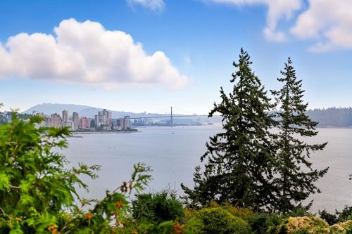 3654 Creery Ave, West Vancouver, BC, V7V2M1 | Card Image