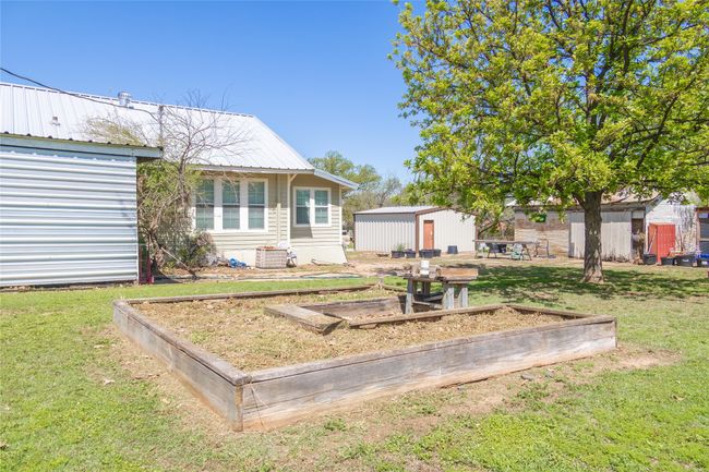 601 E Ross Ave, House other with 3 bedrooms, 1 bathrooms and null parking in De Leon TX | Image 4