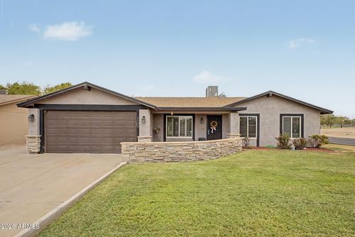 2102 W Utopia Rd, Phoenix, AZ, 85027-4127 | Card Image