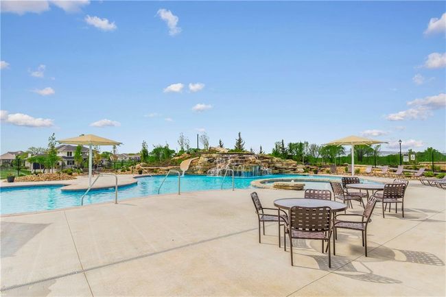 2307 W 176 Th Ter, House other with 4 bedrooms, 4 bathrooms and null parking in Overland Park KS | Image 56