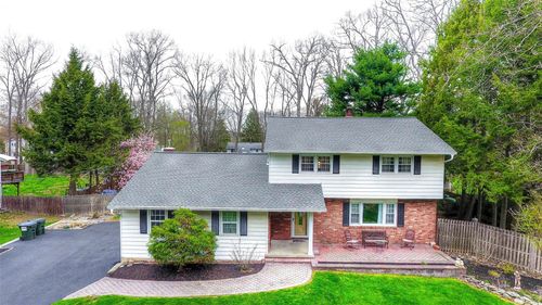 8 Lucky Ln, Washingtonville, NY, 10992-1813 | Card Image