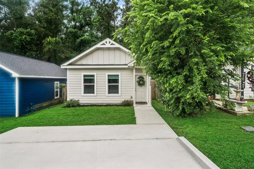 396 Westchase, Montgomery, TX, 77316-2948 | Card Image