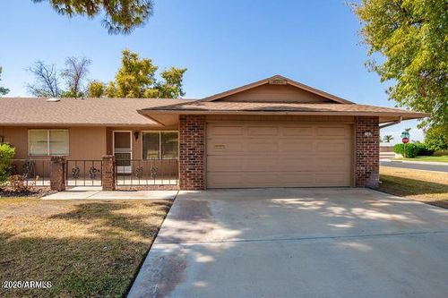 15462 N Lakeforest Dr, Sun City, AZ, 85351-2033 | Card Image