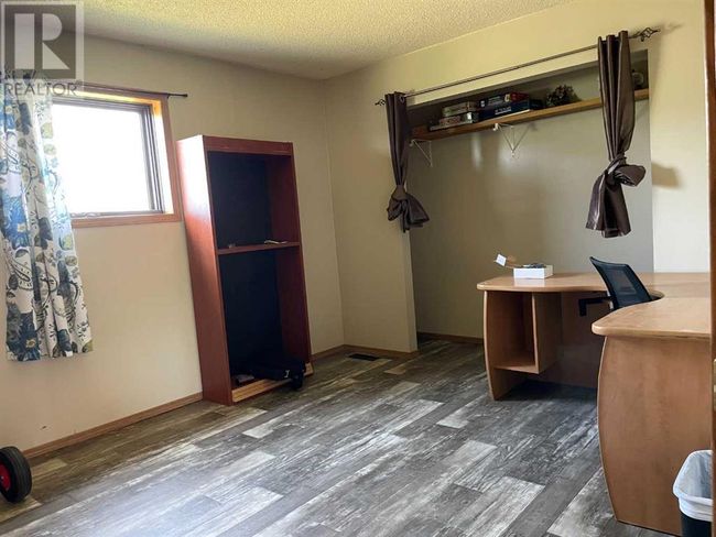 842070 Range Rd, Home with 3 bedrooms, 2 bathrooms and null parking in Fairview AB | Image 15