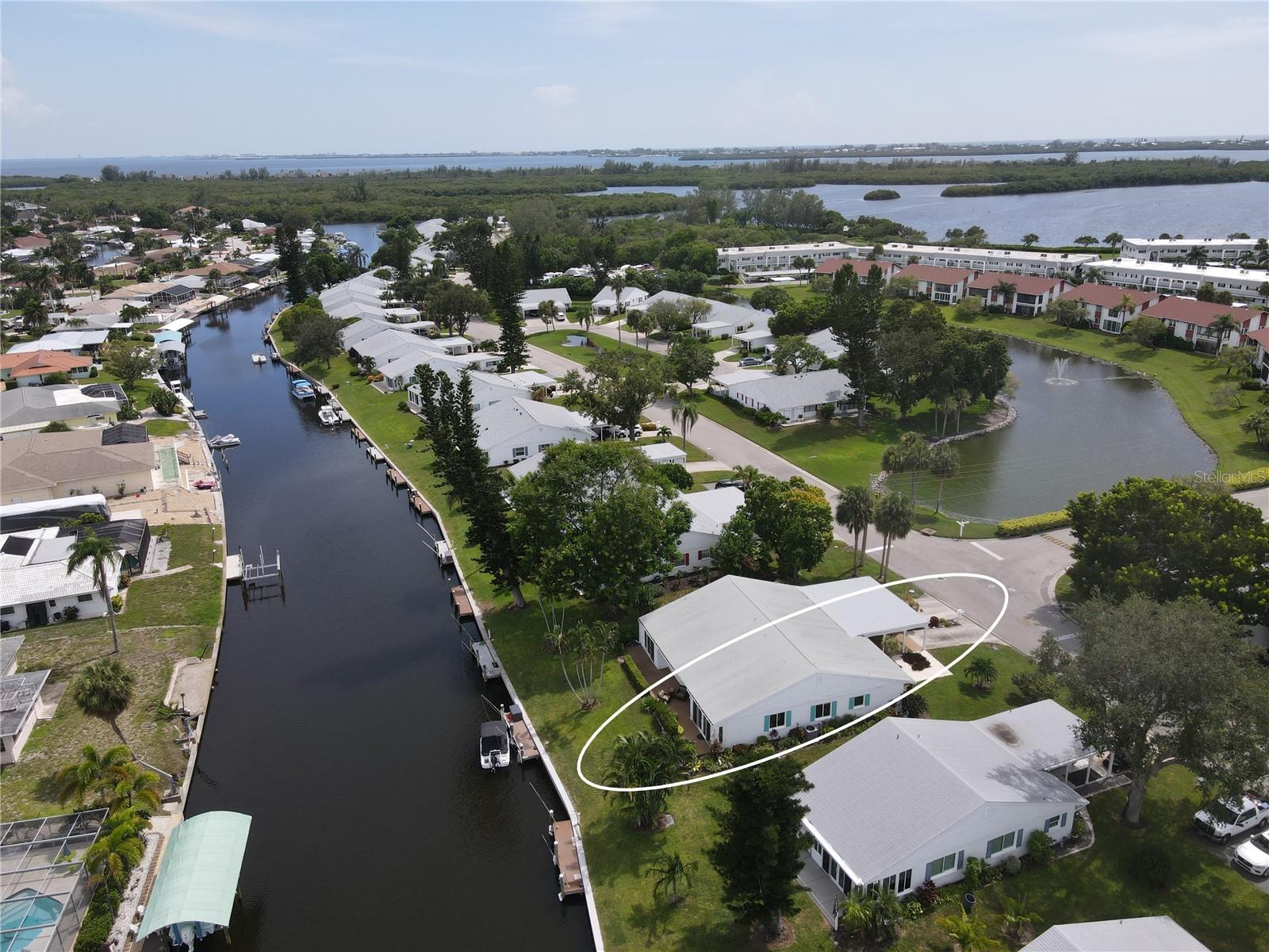 Mount Vernon Dr, Bradenton, FL 34210