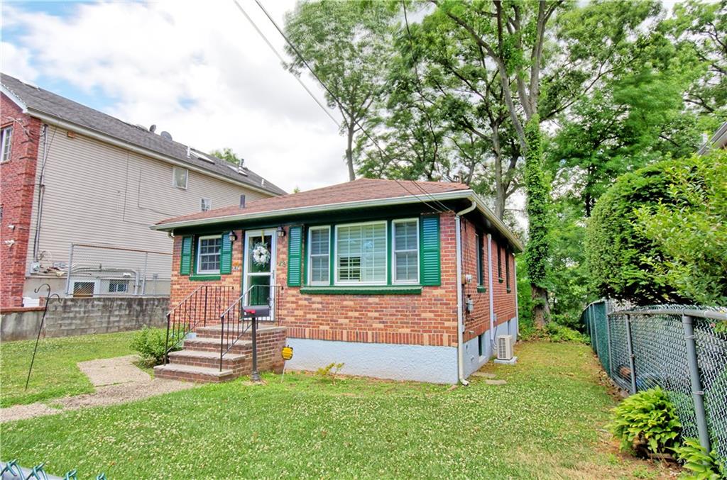 Glenwood Ave, Staten Island, NY 10301