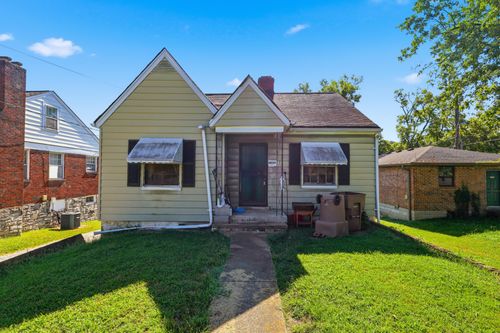 2902 Murray Cir, Nashville, TN, 37216 | Card Image