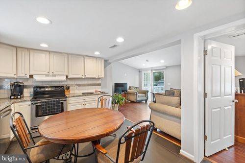 5 S Gail St, LAUREL, MD, 20724-2511 | Card Image
