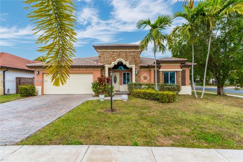 3591 Ne 10th Dr, Homestead, FL, 33033-5563 | Card Image