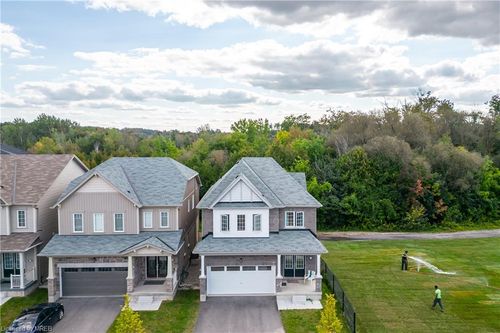 334 Dolman Street Street, Woolwich, ON, N0B1M0 | Card Image