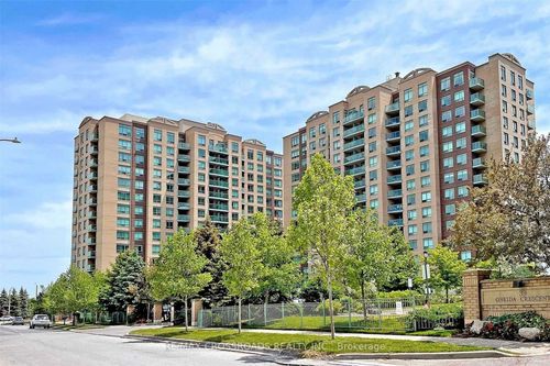 801-23 Oneida Cres, Richmond Hill, ON, L4B0A2 | Card Image