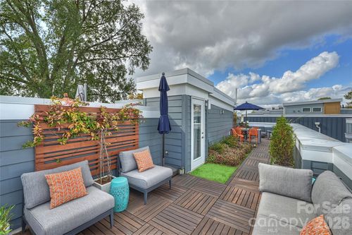 1651 Duckworth Ave, Charlotte, NC, 28208-4316 | Card Image