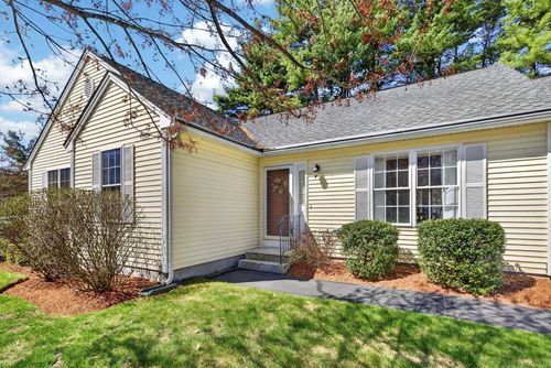 64 Jenna Way, Manchester, NH, 03104 | Card Image