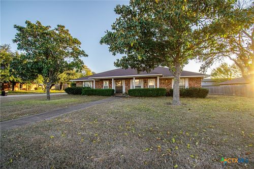 1711 Iris Cir, Temple, TX, 76502-2720 | Card Image