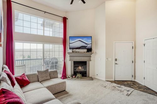 unit-306-3890 S Dayton St, Aurora, CO, 80014-7435 | Card Image