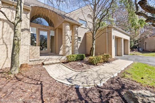 1-1603 Franklin Hills Drive, Bloomfield Hills, MI, 48302 | Card Image