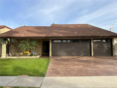 19104 Stefani Ave, Cerritos, CA, 90703-7118 | Card Image