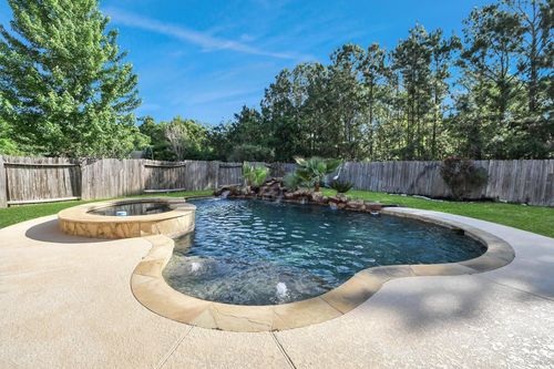 14318 Lakepointe Bend Ln, Cypress, TX, 77429-5752 | Card Image