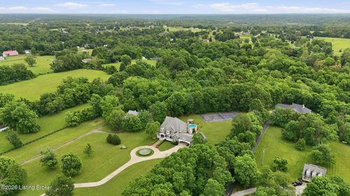 7901 Dobson Ln, Louisville, KY, 40291-3625 | Card Image