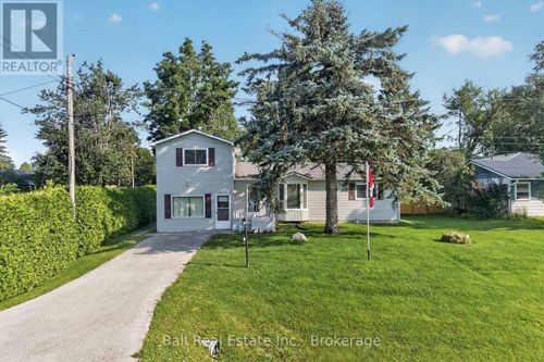 42 Maplewood Avenue, Brock (Beaverton), ON, L0K1A0 | Card Image