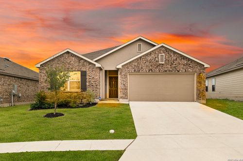 7058 Vista Loop, Live Oak, TX, 78233-6658 | Card Image