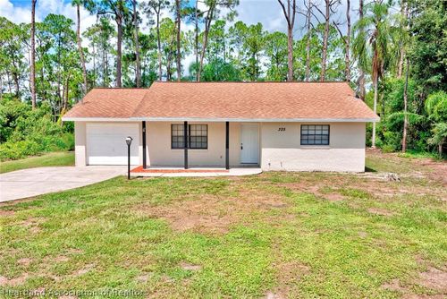 325 Johnson Ave, LAKE PLACID, FL, 33852-6079 | Card Image