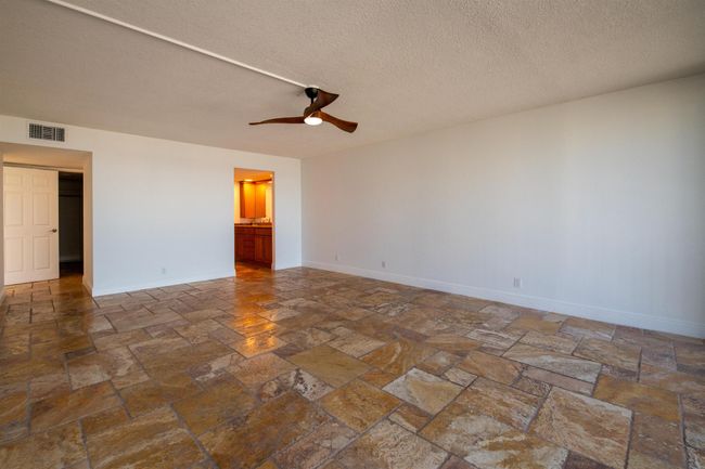 APT-1134 - 122 Lakeshore Dr, Condo with 2 bedrooms, 2 bathrooms and null parking in North Palm Beach FL | Image 39