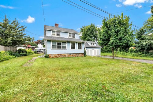 2 Scofield Pl, Norwalk, CT, 06855-1438 | Card Image