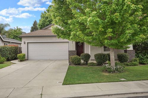 1692 Solaro Way, Manteca, CA, 95336-2988 | Card Image