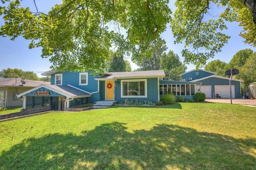 646 N Random Rd, Granby, MO, 64844-7938 | Card Image