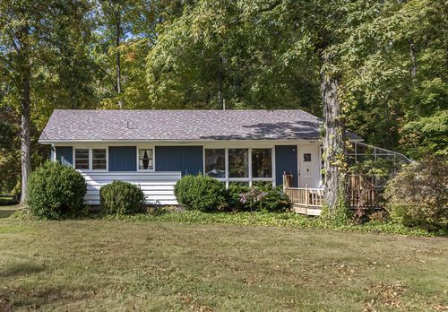 3910 Cooper Rd, Erie, PA, 16510-3117 | Card Image