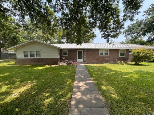 123 Anglin St, Uvalde, TX, 78801-4346 | Card Image