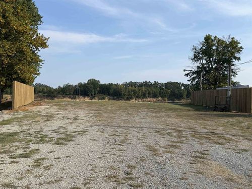 2700 Catfish Ln, Crump, TN, 38327-3766 | Card Image