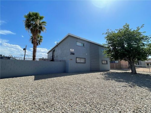 apt-4-2908 Marlin Ave, Las Vegas, NV, 89101-4748 | Card Image
