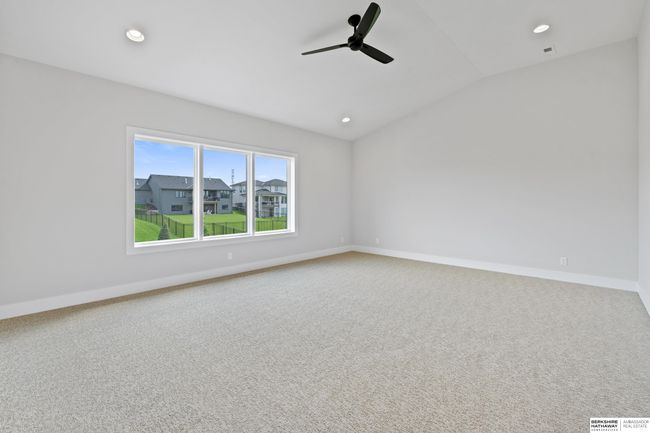 21009 C St, House other with 4 bedrooms, 4 bathrooms and 3 parking in Elkhorn NE | Image 41