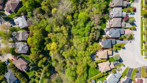 63 O'Connor Cres, Richmond Hill, ON, L4C7P8 | Card Image