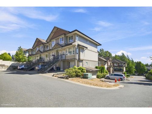 13 - 20187 68 Avenue, Townhouse with 4 bedrooms, 4 bathrooms and 2 parking in Langley BC | Card Image