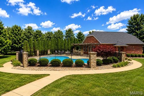 4205 Cassatt Ct, Swansea, IL, 62226-8933 | Card Image