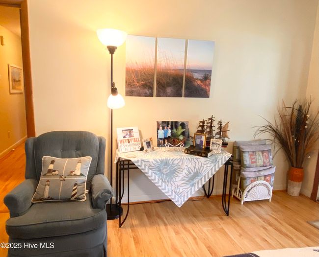 201 Ne 48 Th St, House other with 3 bedrooms, 2 bathrooms and 1 parking in Oak Island NC | Image 6