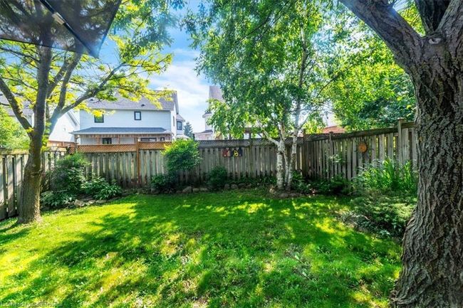 84 Doctor Moore Crt, House other with 3 bedrooms, 2 bathrooms and 5 parking in Acton ON | Image 32