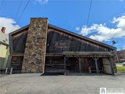 808 N Main St, Jamestown, NY, 14701-3549 | Card Image